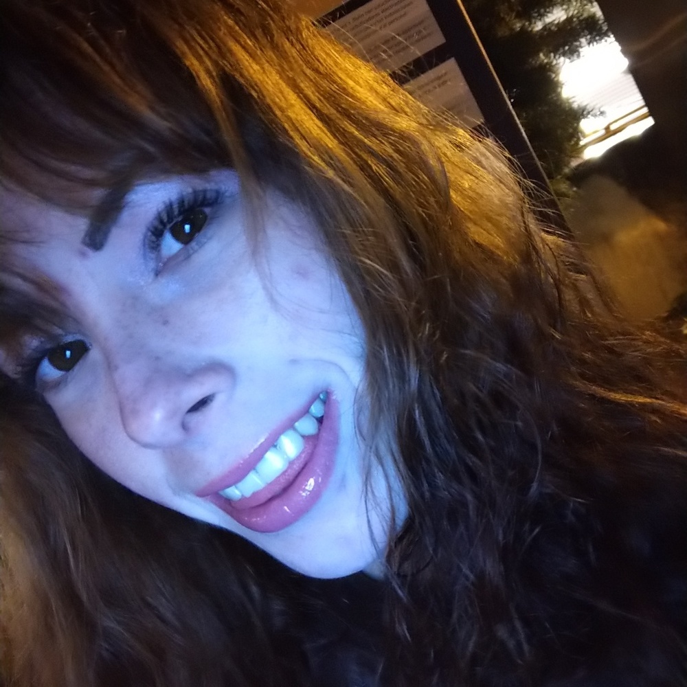 Meet your Posher, Amanda